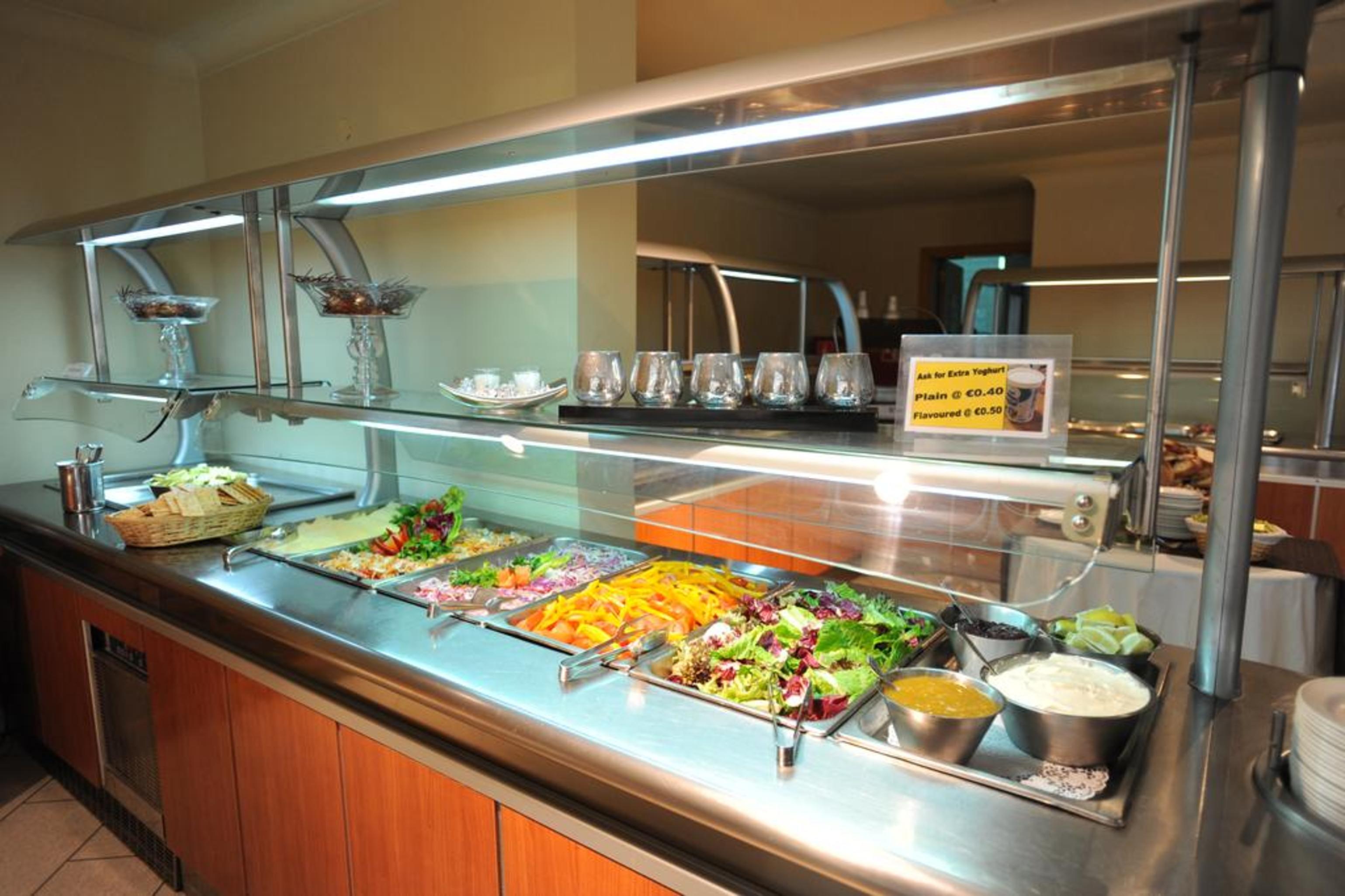 Plaza Regency Hotel 3*