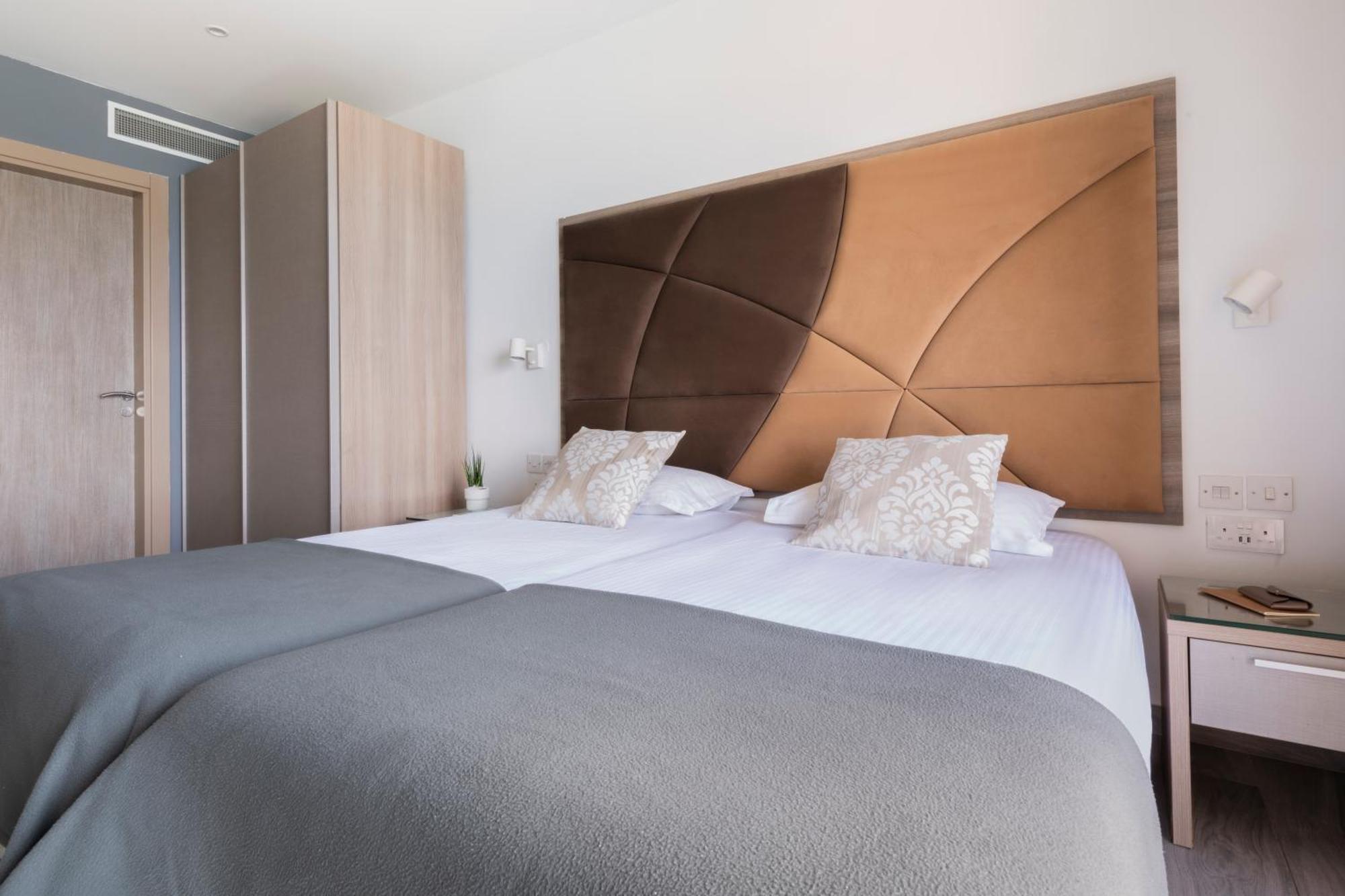 Plaza Regency Hotel Sliema