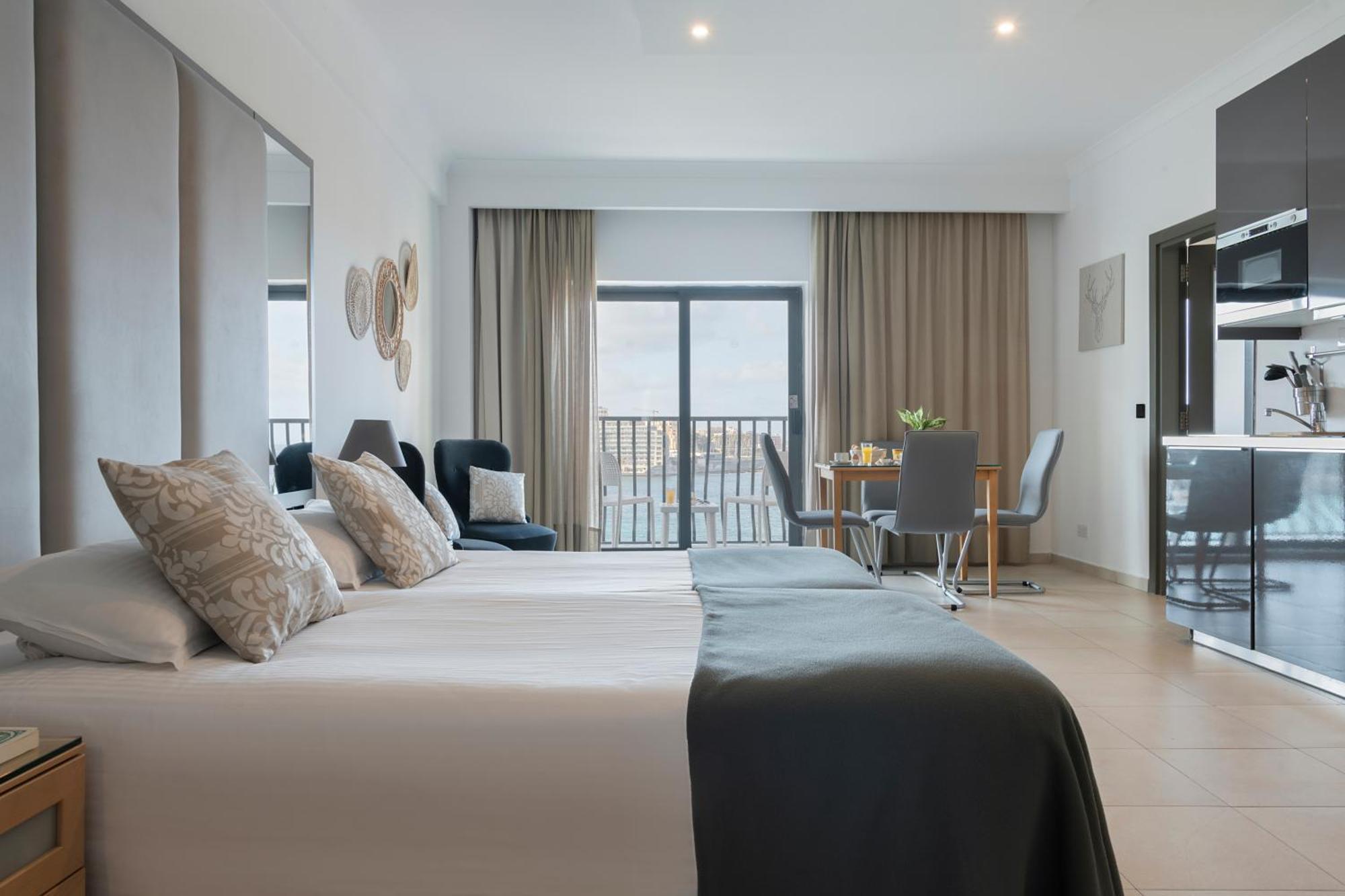 Plaza Regency Sliema